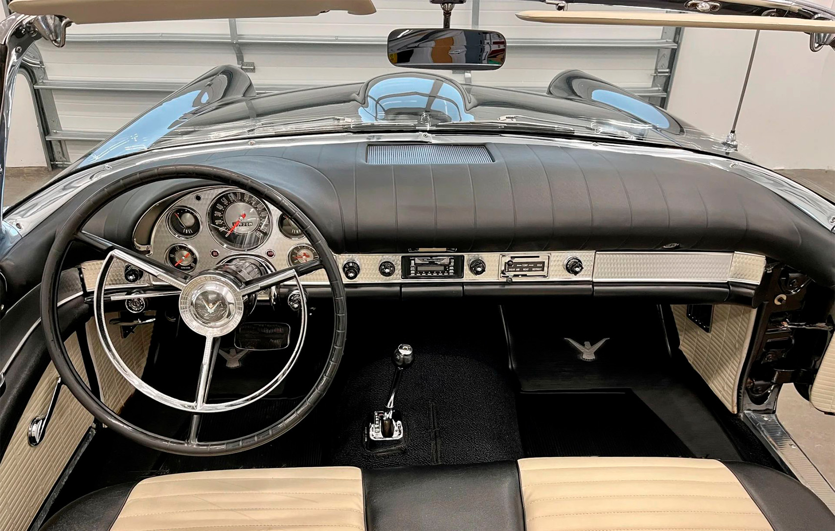 1957 Ford Thunderbird - Image 15