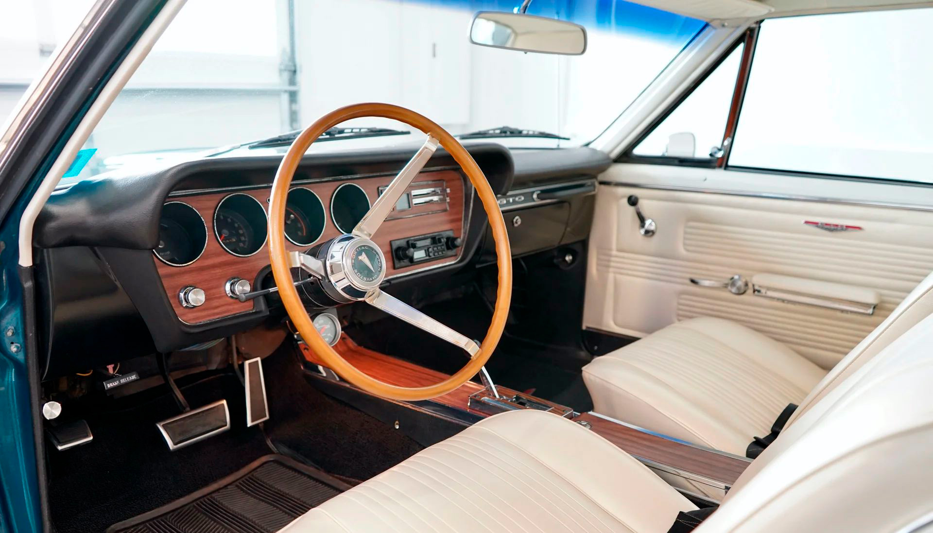 1967 Pontiac GTO - Image 13